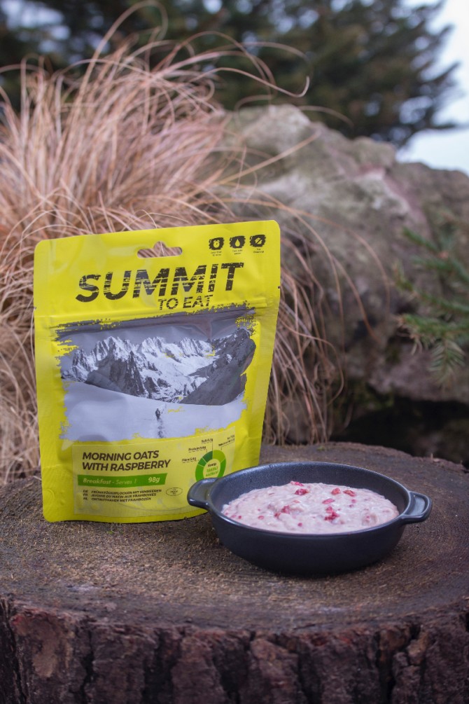 Summit To Eat - Morning Oats with Raspberry